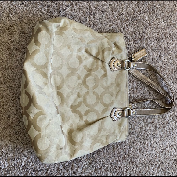 Coach Bag (authentic) *rare* GOLD color - Picture 10 of 13
